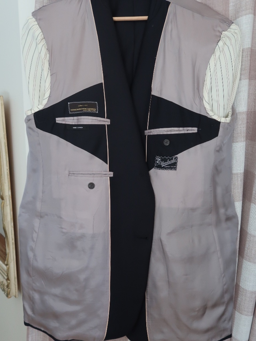 Old Money Empire Navy Blazer with Gold Buttons - VBC Super 110s Wool - Picture 7 of 8